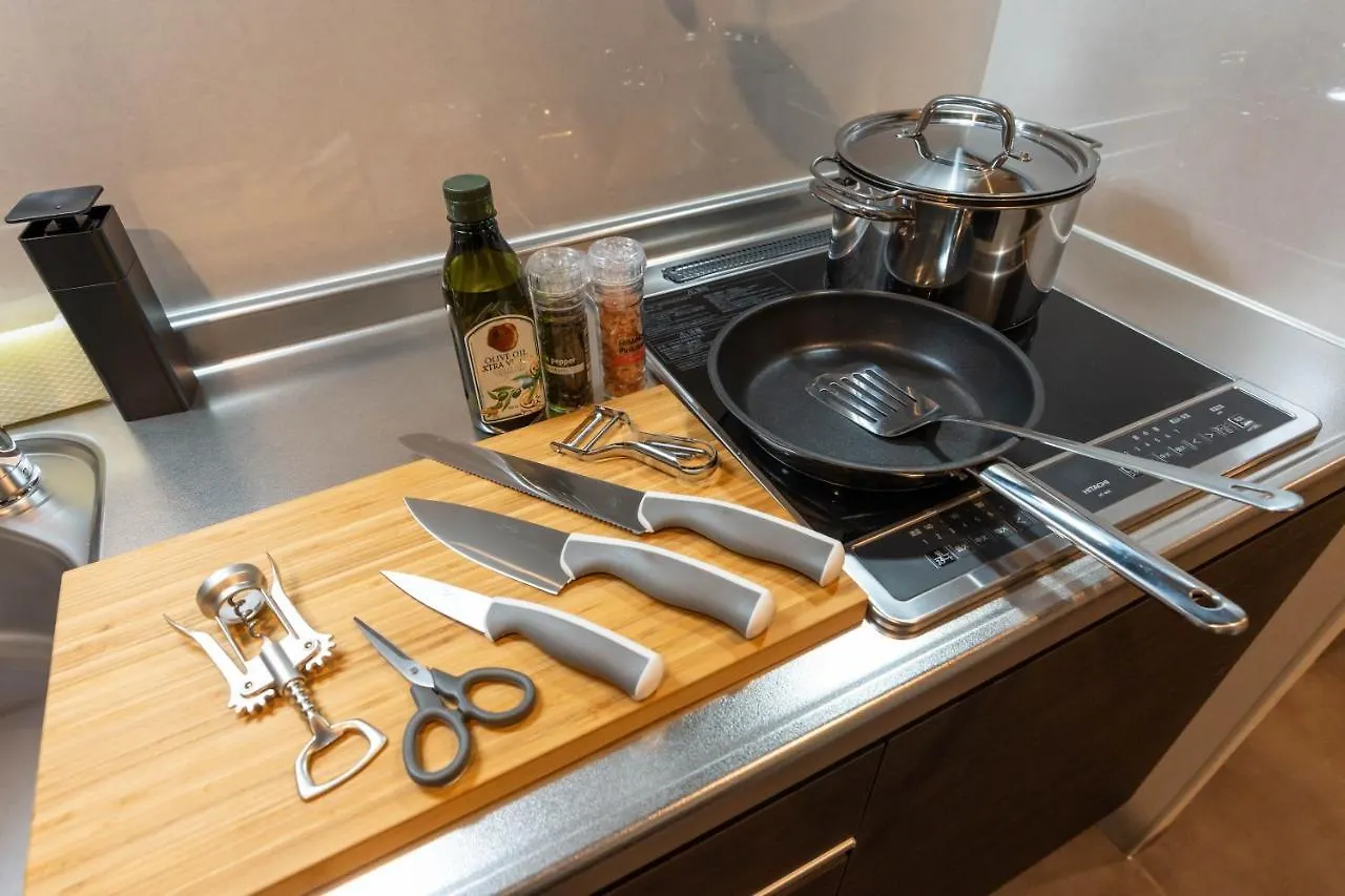 Bijou Suites Classic 오사카 0*,  일본